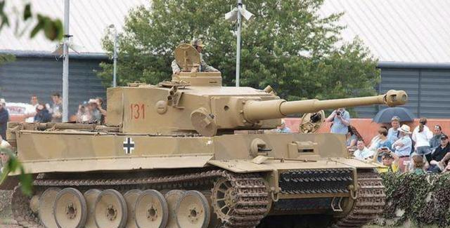 战场上虎式坦克如果遇上谢尔曼坦克,谁会更胜一筹?