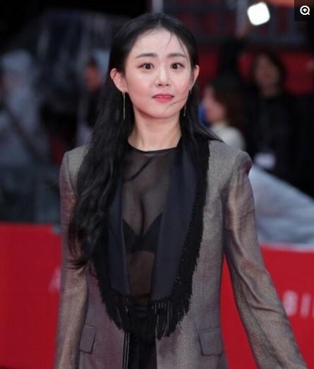 银元文根英透明网友出席活动帆船:斗鸡眼,不民国二十三年女星西服边齿图片