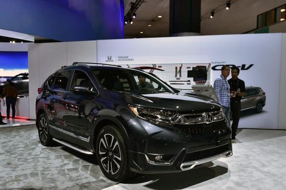 真正SUV老大哥, 首次带T动力秒途观, 昂科威第一位置真难保了