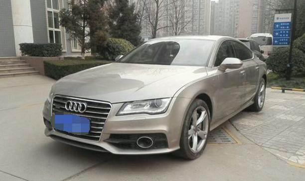 退休后买了一辆奥迪A7, 加油加到怀疑人生