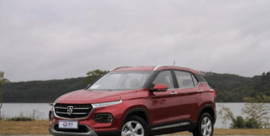 仅6万, 全景天窗, 高配低价SUV, 买哈弗H6不如买它!