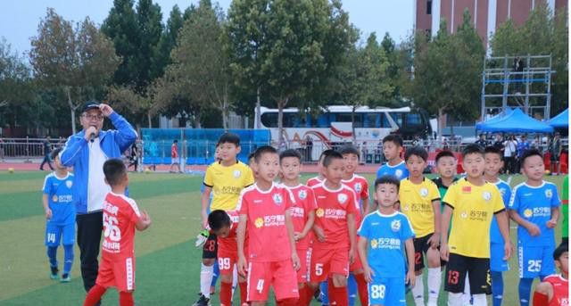 中国足球小将平均年龄只有九岁,一路斩杀,场场