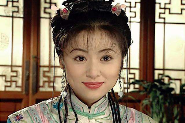 林心如表情包回应图片之事,还能说什么呢,网友:摄影师故意吧