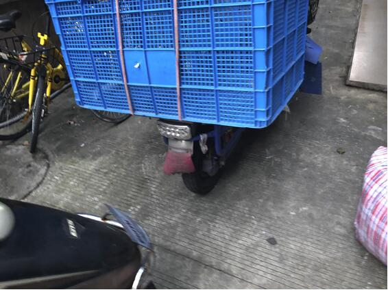 中通快递员上门取件时强暴女客户,40分钟后出