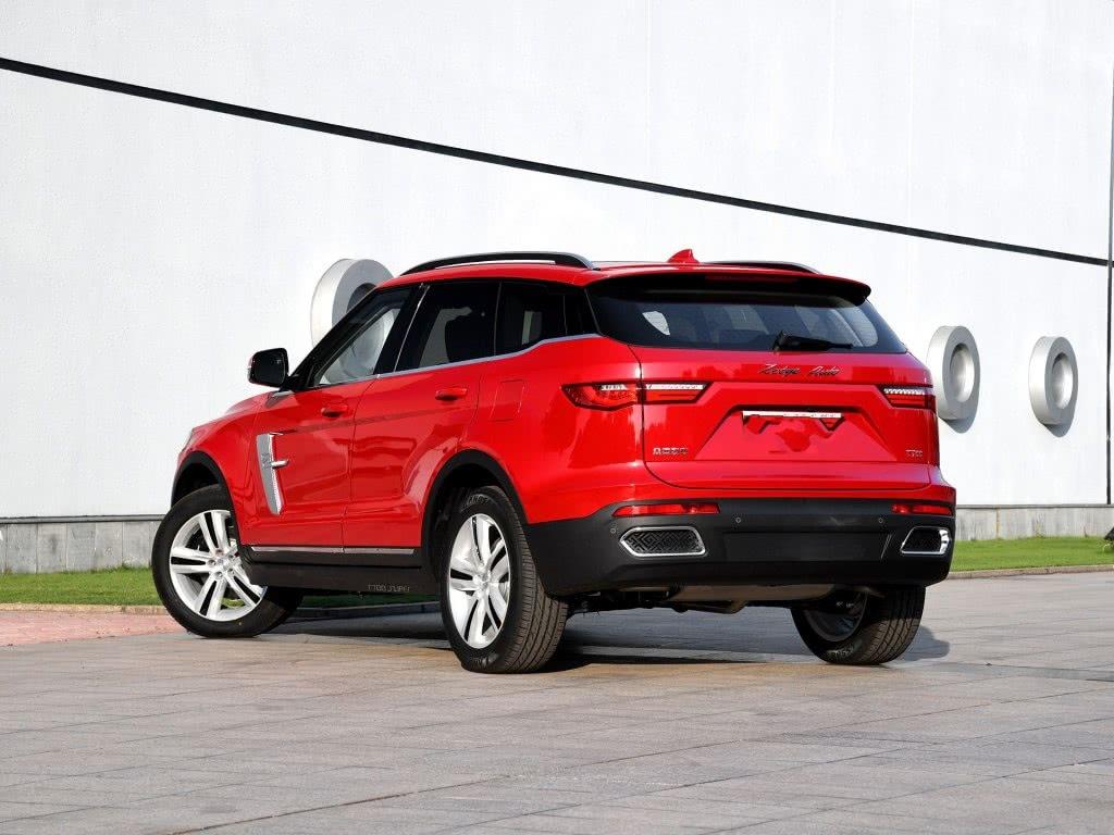 车重1.8吨，轴距2.85米，配6DCT油耗8.7，造型比GLC大气！