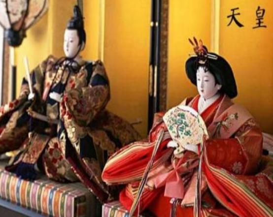 日本历史上著名的天皇有哪几位?