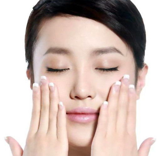 皮肤敏感严重,脸红红血丝多,脸发烫皮肤有烧灼