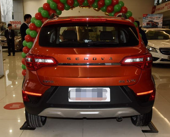 这两款适合家用的小型SUV，选哪个更合适？