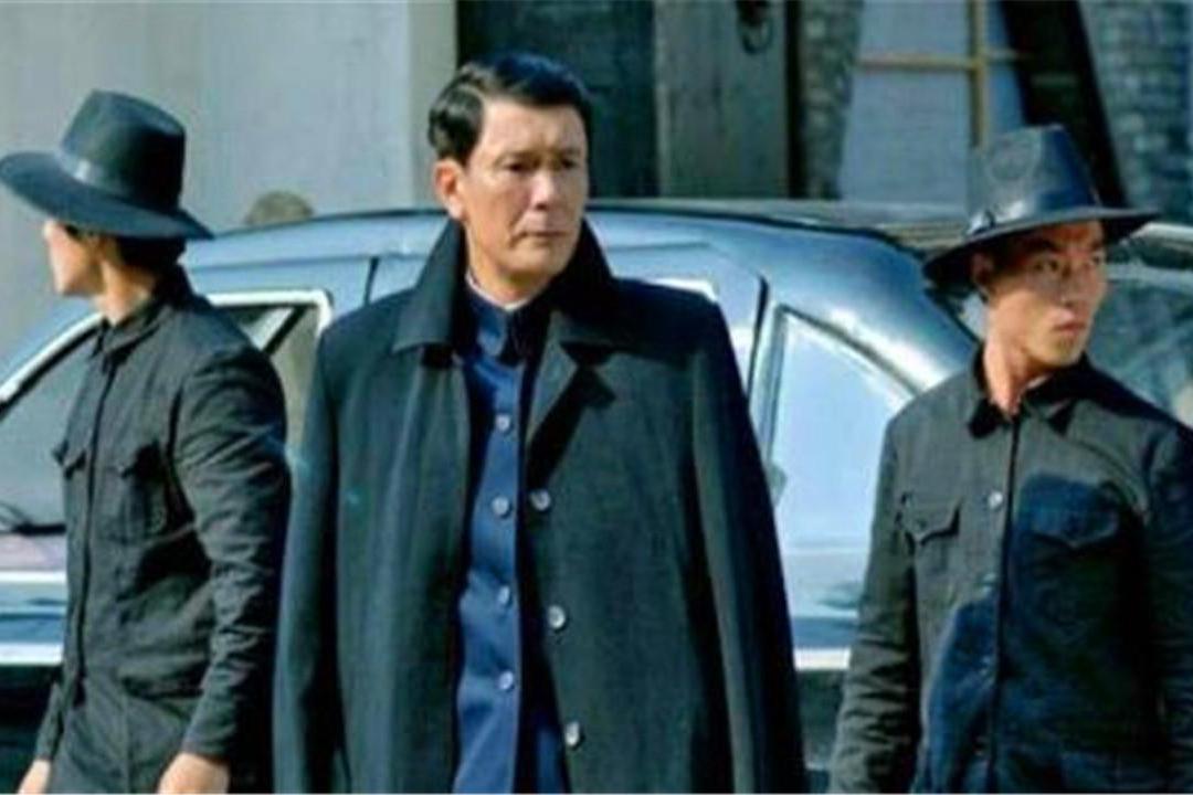 他是汉奸却专杀军统特务，戴笠自叹不如，一生未陷害过共产党人