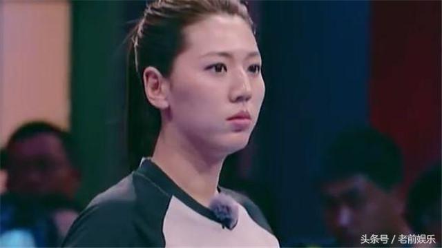 比陈意涵更惊艳,身高1米79的张琳主裁判,让很