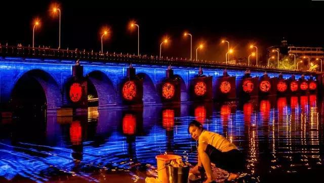 抚州文昌里:诗情画意港东厢