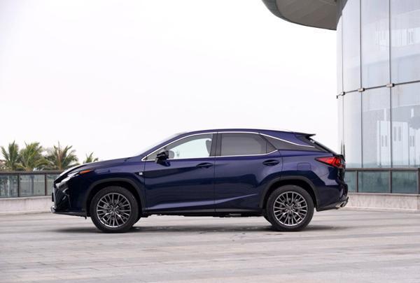 全新雷克萨斯RX闪亮登场 起售价仅需32万