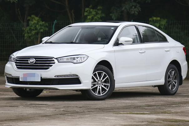 最窝囊的国产车,车长4米9,如今7万起步,却还是无人问津