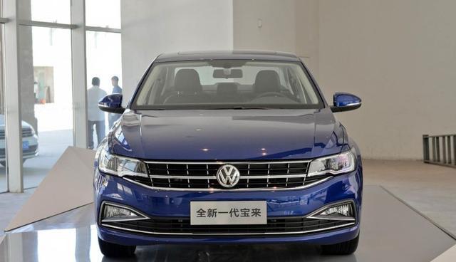 19款宝来全新登场,体积明显变大许多,配置更高