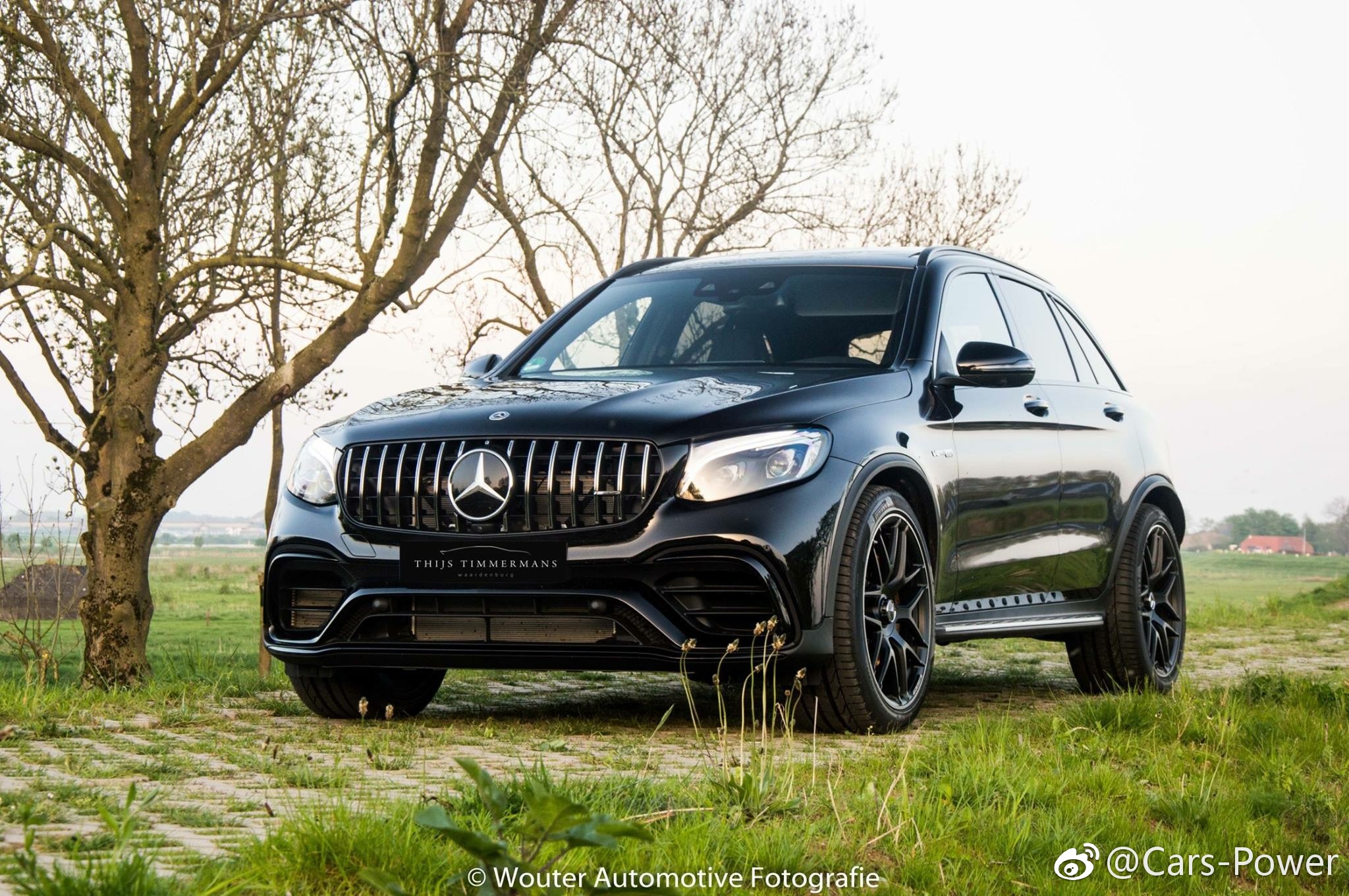 奔驰GLC 63S AMG,3.8秒破百的高性能SUV。