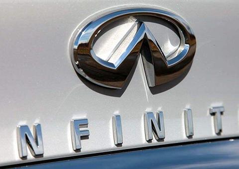 质保期内发动机损坏 经销商回复：晚了1000公里保养导致的