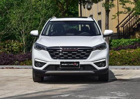 买啥哈弗，这车换脸换标，油耗6.1L卖8万，还是国企背景！