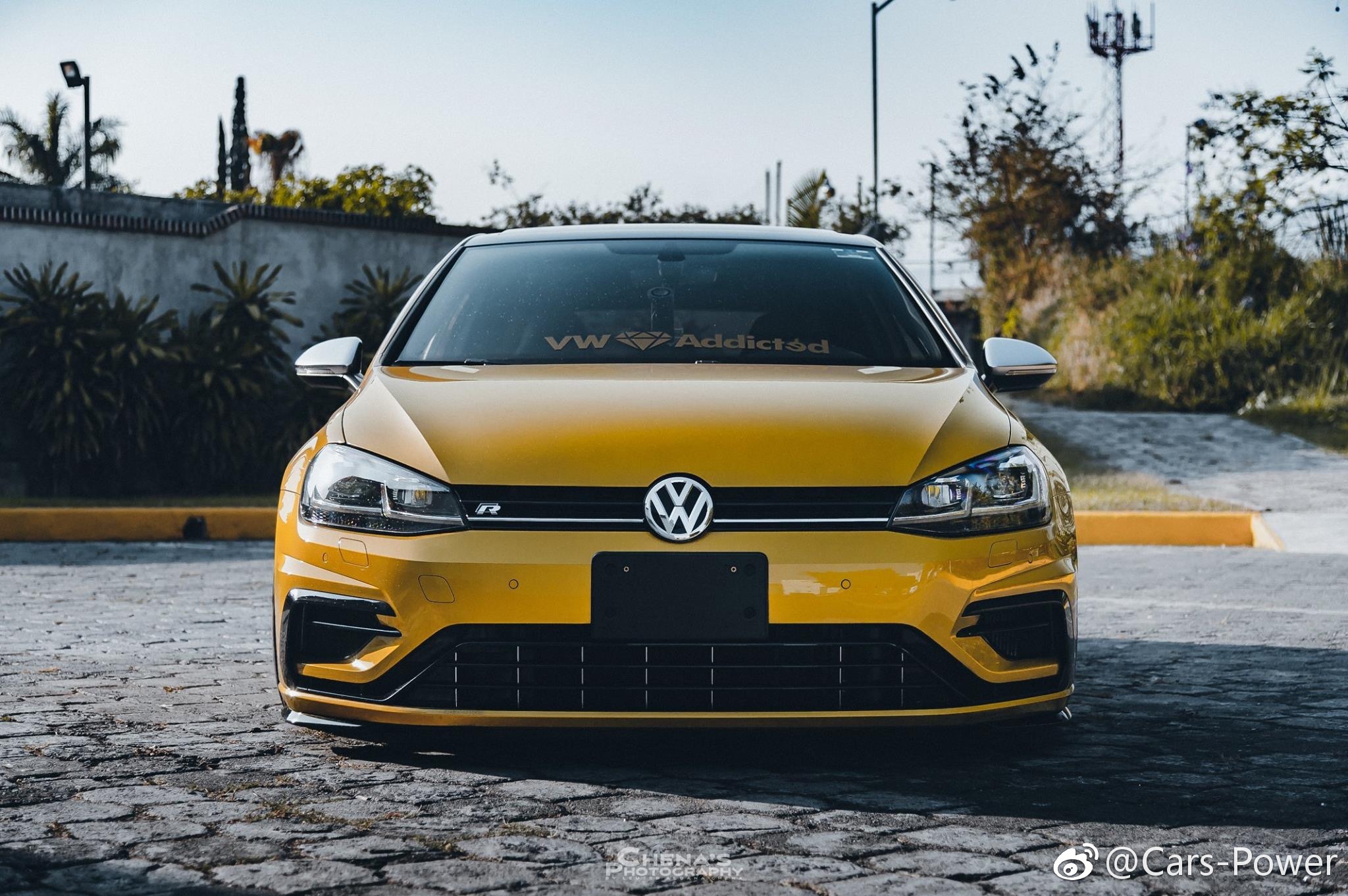 大众-高尔夫MK7.5 R20_新浪看点