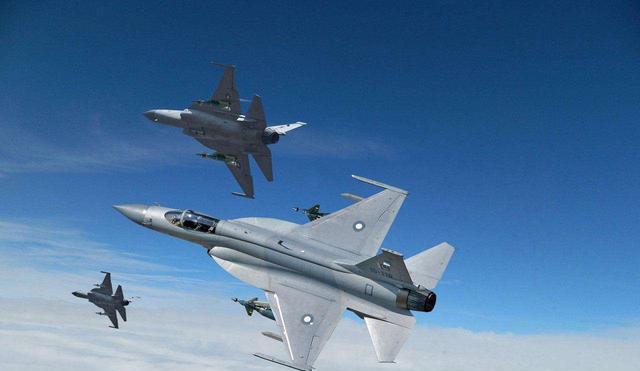 巴基斯坦的枭龙要停产了?原来是中国研制出更