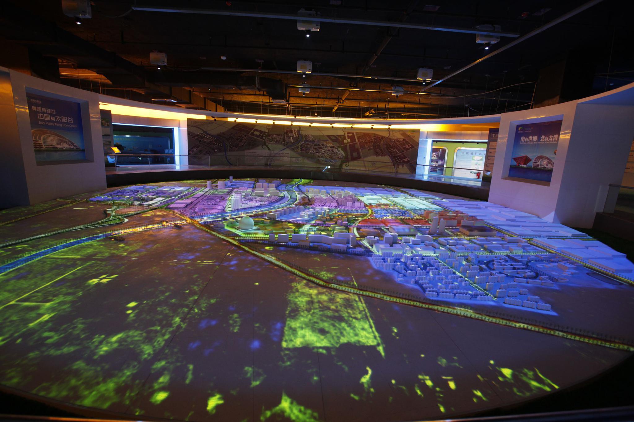 你见过数字全息沙盘吗？看它如何改变GIS可视化！