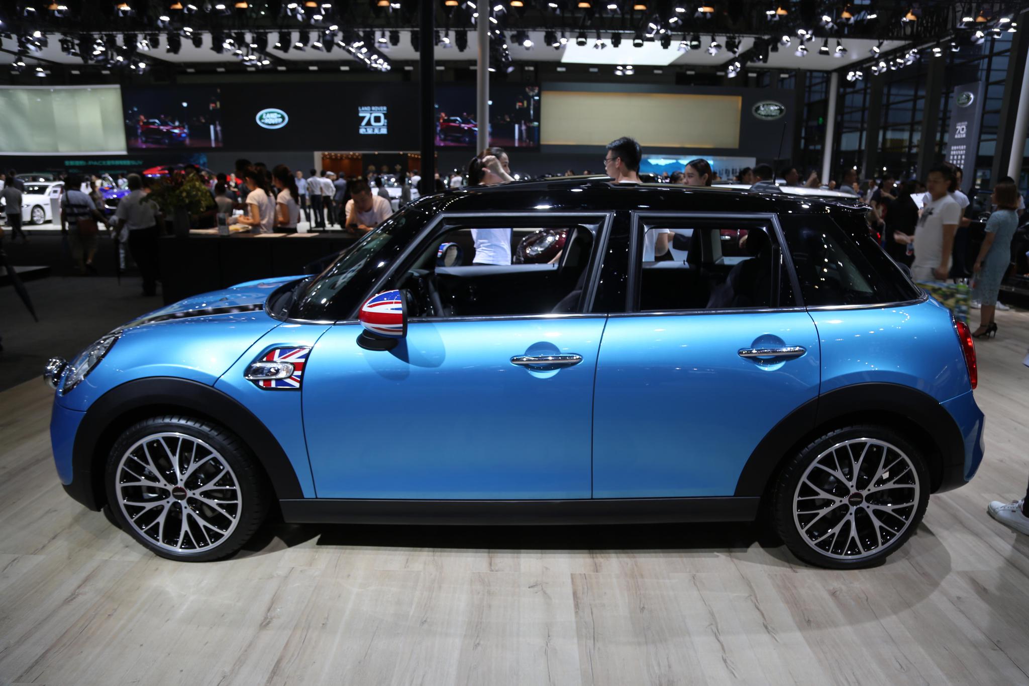 宝马MINI COOPER S五门版，28万级别精品车实拍！