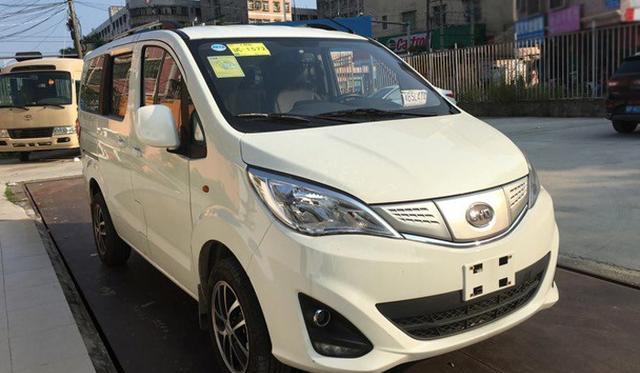 比亚迪最新MPV，油电混动，7.5秒破百，宝骏730要哭了