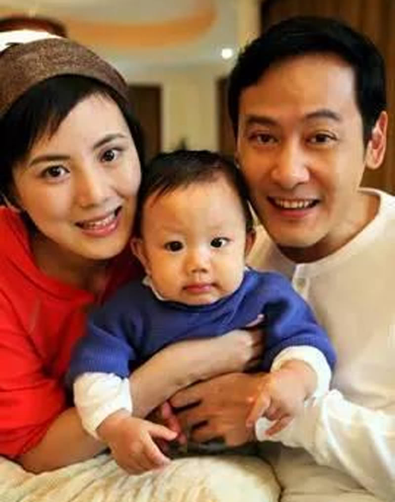 最美的年龄嫁了邱心志，如今离婚6年了，她带着12岁儿子过成这样