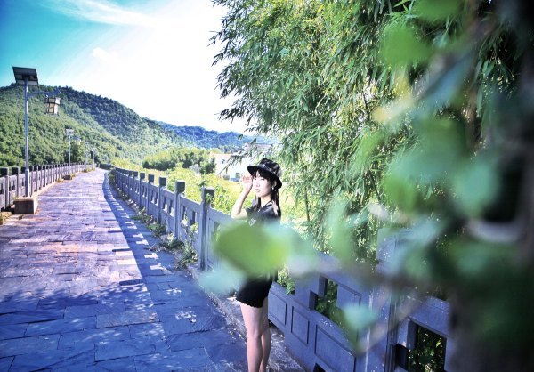 这里的人们,穷不丢书,富不丢猪