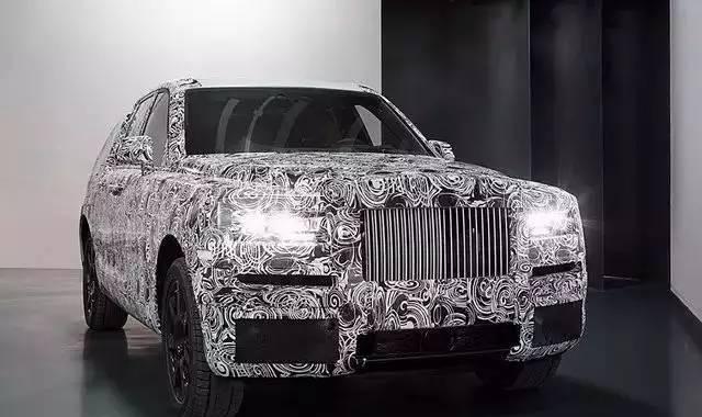 有一种后备箱叫“揽景坐席”，劳斯莱斯首款SUV指导价高达600万