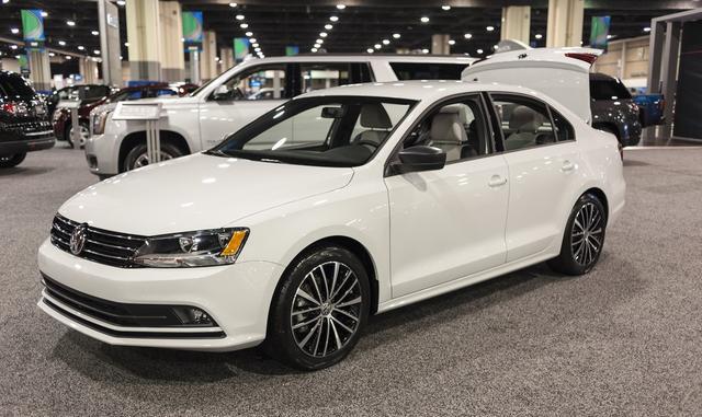 5万元起的一汽大众新捷达汽车 家用代步的首选 优缺点分析