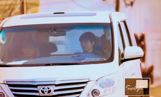 俊凯开车上班,被称为秋名山车神,粉丝:小马哥快