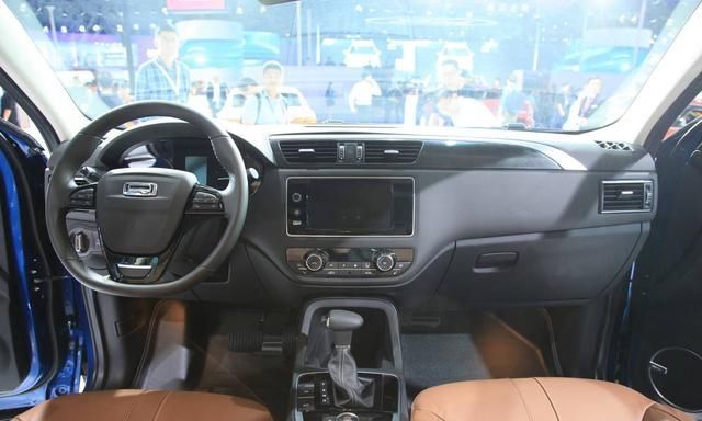 观致终于认怂!从13.99万降到10.49万,提速10.5秒