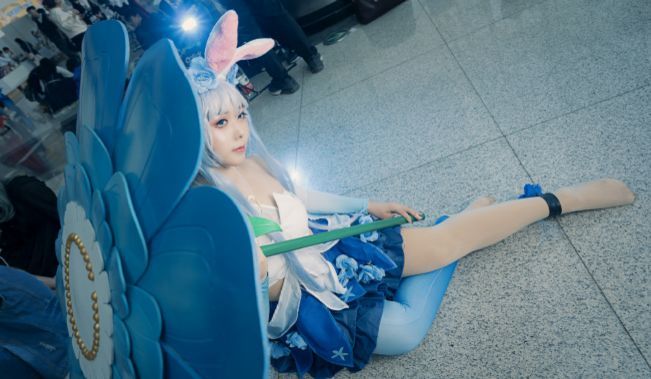 王者荣耀:公孙离cosplay私藏图组25张,网友:心砰砰跳