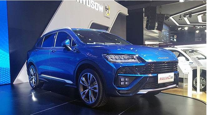 北汽厉害了，国产版“兰博基尼”来袭，12万起售气翻H6