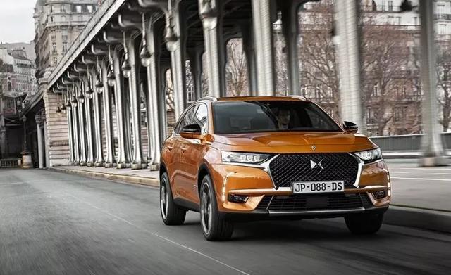 内饰比肩百万豪车, 尾灯亮眼, 不看车标似奥迪Q7, DS7新车无伪图