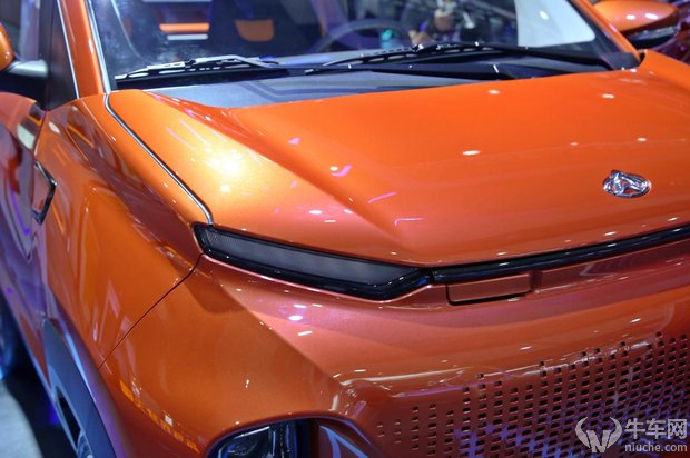 广州车展：陆地小精灵 尼欧Ⅱ电动微型车车展实拍