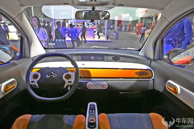 广州车展：陆地小精灵 尼欧Ⅱ电动微型车车展实拍