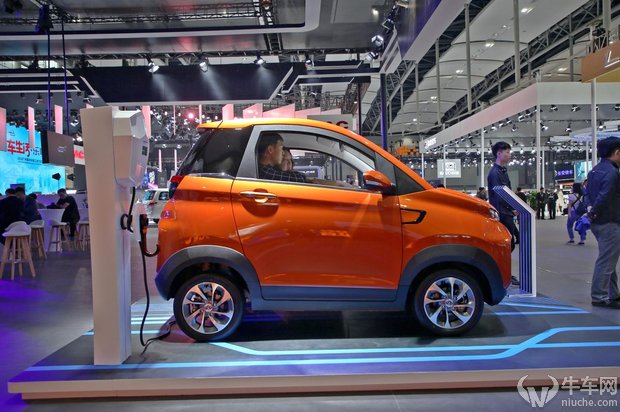 广州车展：陆地小精灵 尼欧Ⅱ电动微型车车展实拍