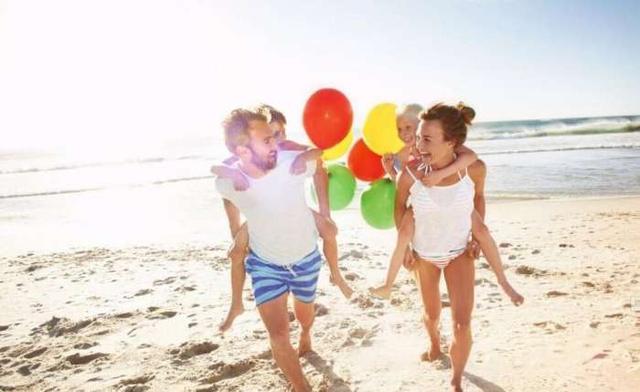 瑞典游客来中国旅游 看什么都好 就这个现象,老