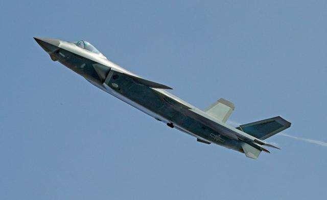 歼20最大飞行速度是多少? 官方曝光是2.5倍音