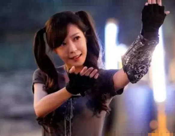 《爱情公寓》电影版剧照,陈美嘉打破整容谣言