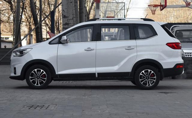 长安推出MPV,1.5T才6万起,宝骏730以击下神坛