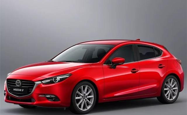 2.0排量，百公里5个油！新马自达3太帅，除了板悬，值得期待！