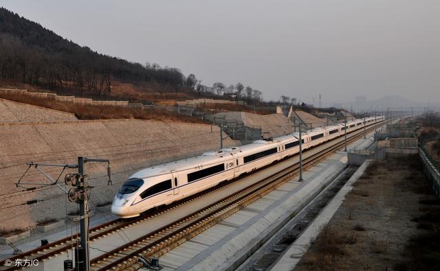 中国再建高铁大动脉,未来北京3小时到上海,再