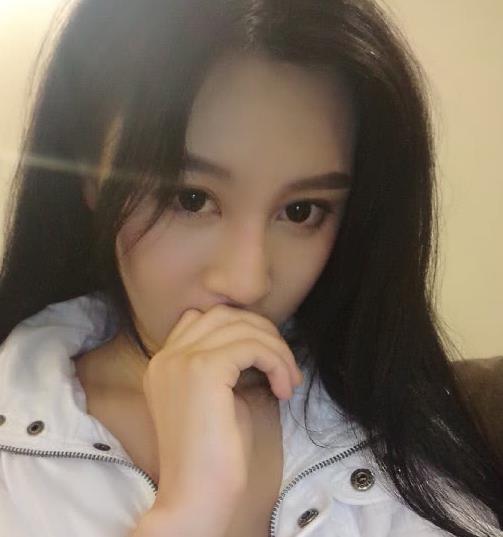 她是北京师范大学校花，因为一张照片大火，如今已是霸道女总裁！