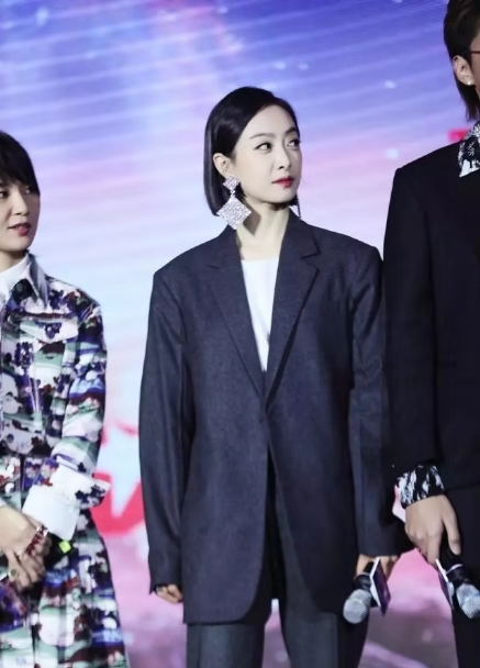 下一站传奇:吴亦凡和宋茜一组有画面感!导师互