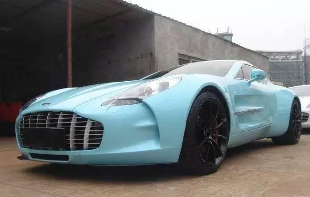 同是富二代 数亿豪车秒杀王思聪 3000万布加迪直接送女友