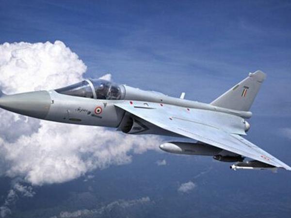 印度光辉战斗机加速量产,一年可造出4架,网友