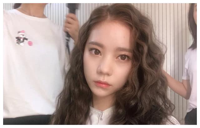 杨超越的发型, 紫宁的发型, 火箭少女们的发型哪一位好看?