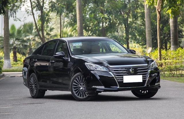 取消V6发动机, 丰田皇冠手上似乎已经没有牌可打了